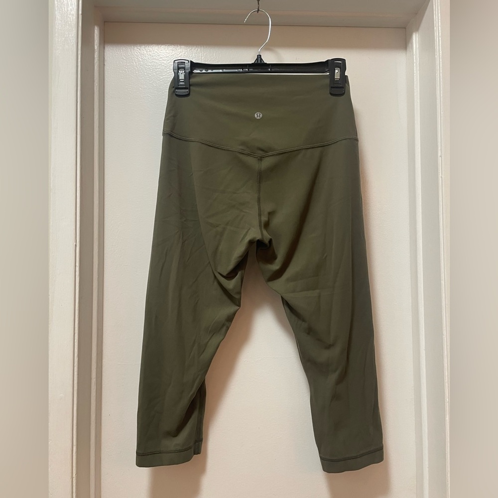 Lululemon Olive Green Cropped Leggings